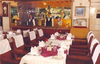 Hotel Chalukya Μπανγκαλόρ Εξωτερικό φωτογραφία
